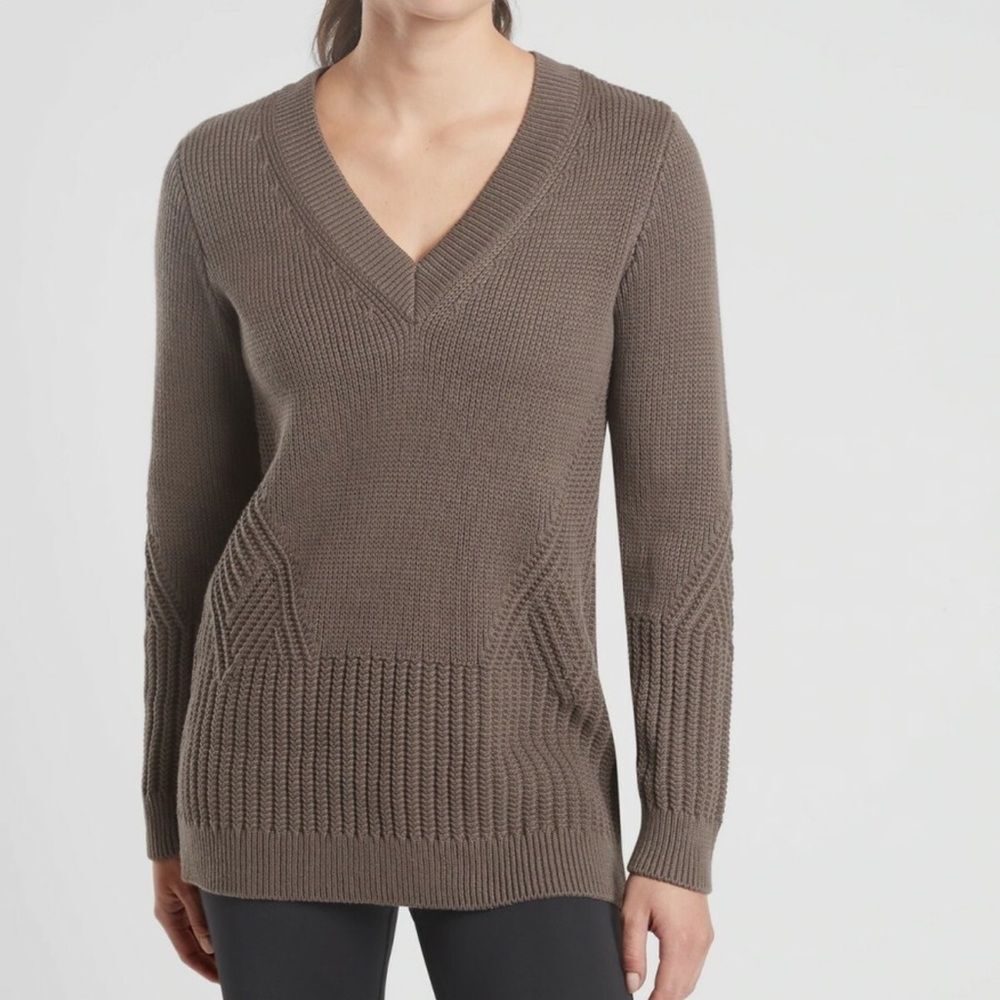 Athleta Taupe V-Neck Sweater for Women Chunky Knit Oversized XXS